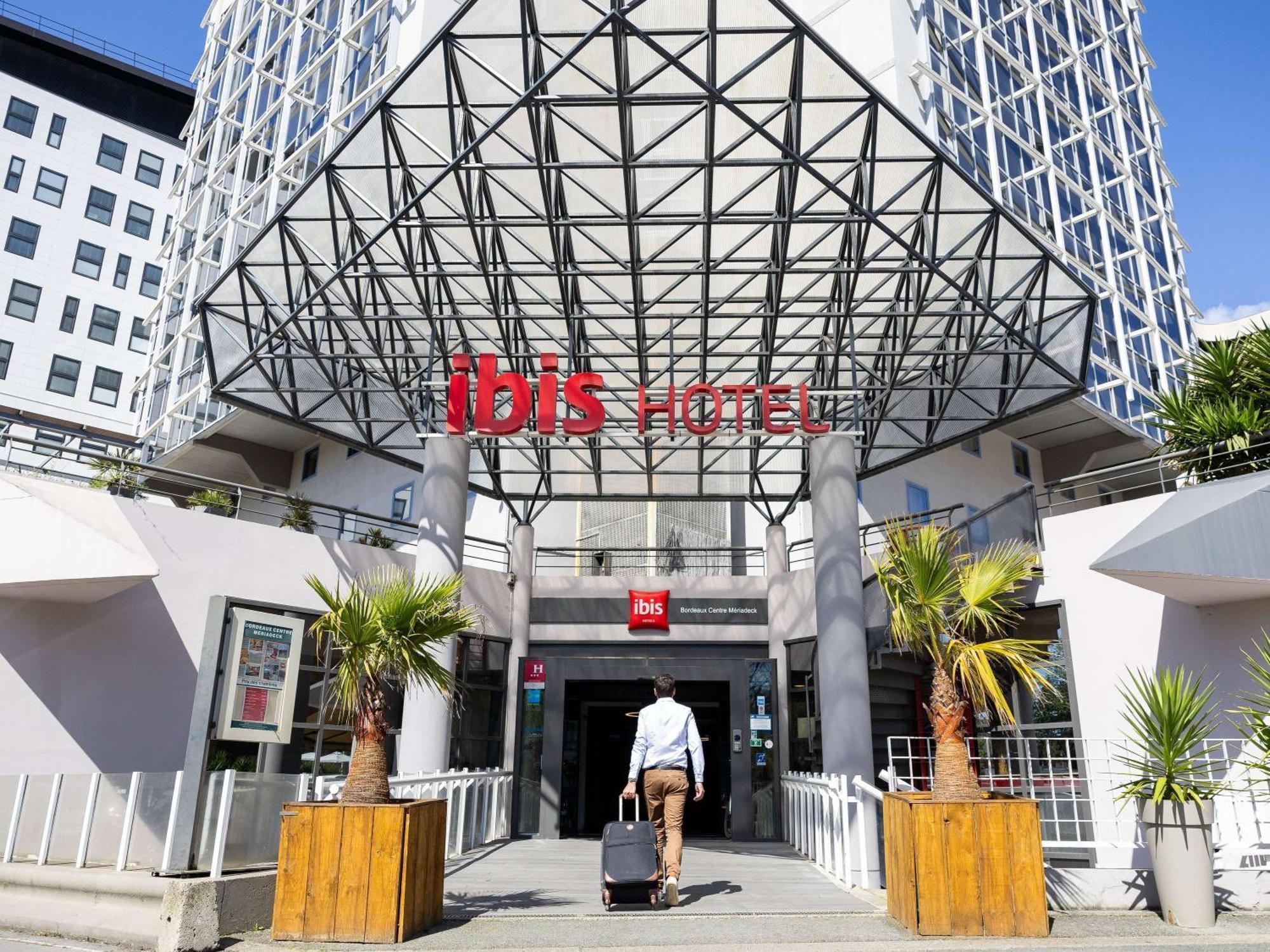 Ibis Bordeaux Centre Meriadeck Bagian luar foto