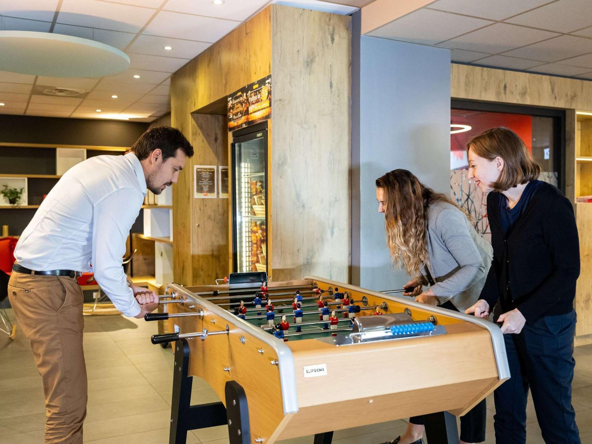 Ibis Bordeaux Centre Meriadeck Bagian luar foto