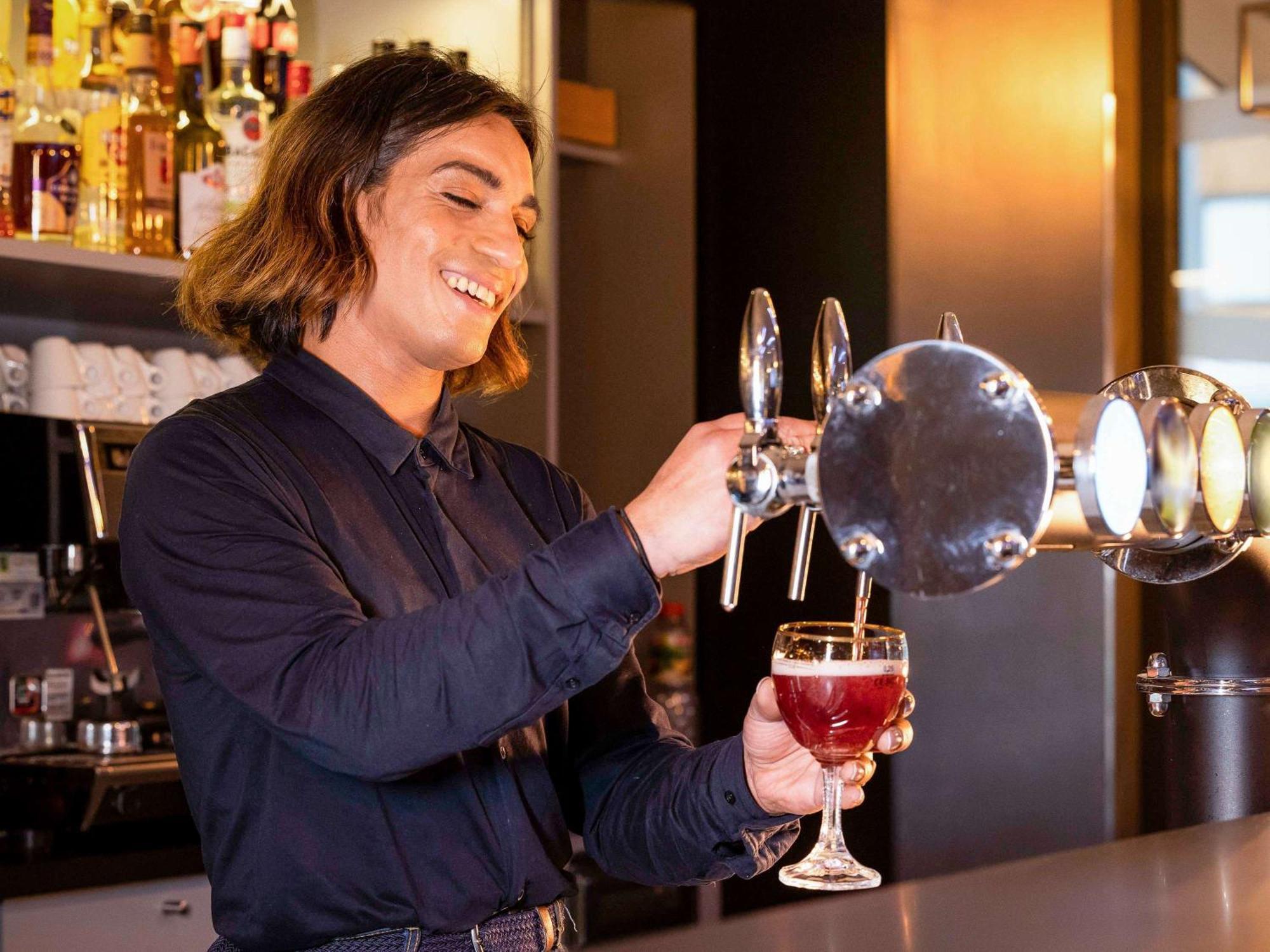Ibis Bordeaux Centre Meriadeck Bagian luar foto