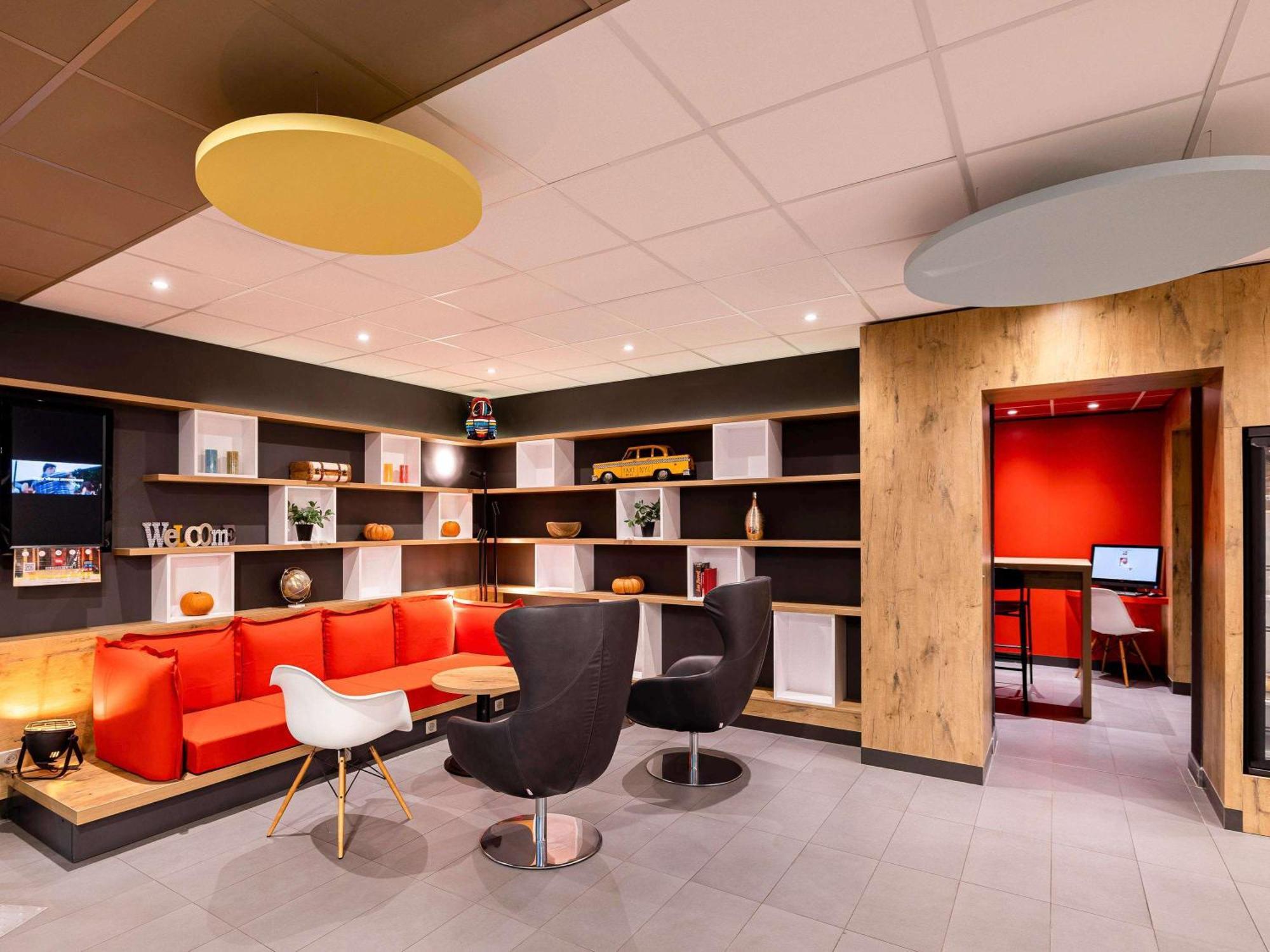 Ibis Bordeaux Centre Meriadeck Bagian luar foto